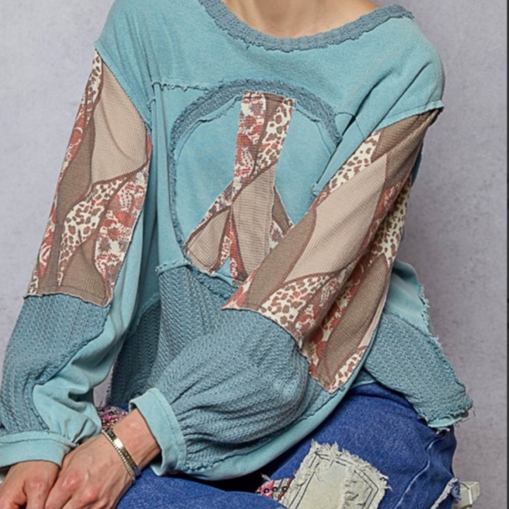 2889. NEW POL Long Sleeve Peace Emblem Top in Pale Blue